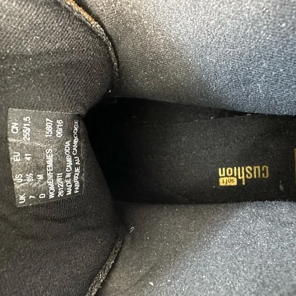 Clarks Faralyn Alpha Suede Golden TanHiking Trail Ankle Boots Size 9.5 - Picture 8 of 8